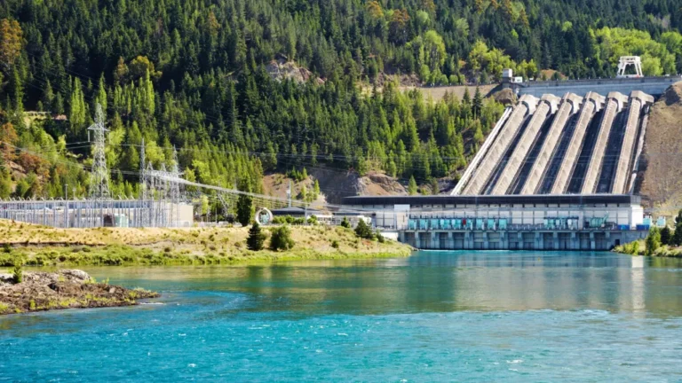 A vízerőművek reneszánsza: mi az a szivattyús tározós erőmű?